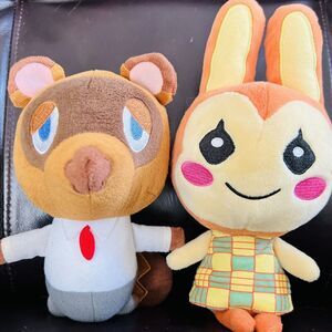 Animal Crossing New Leaf Tom Nook & Bunnie Lilian 9-10" Plushes
